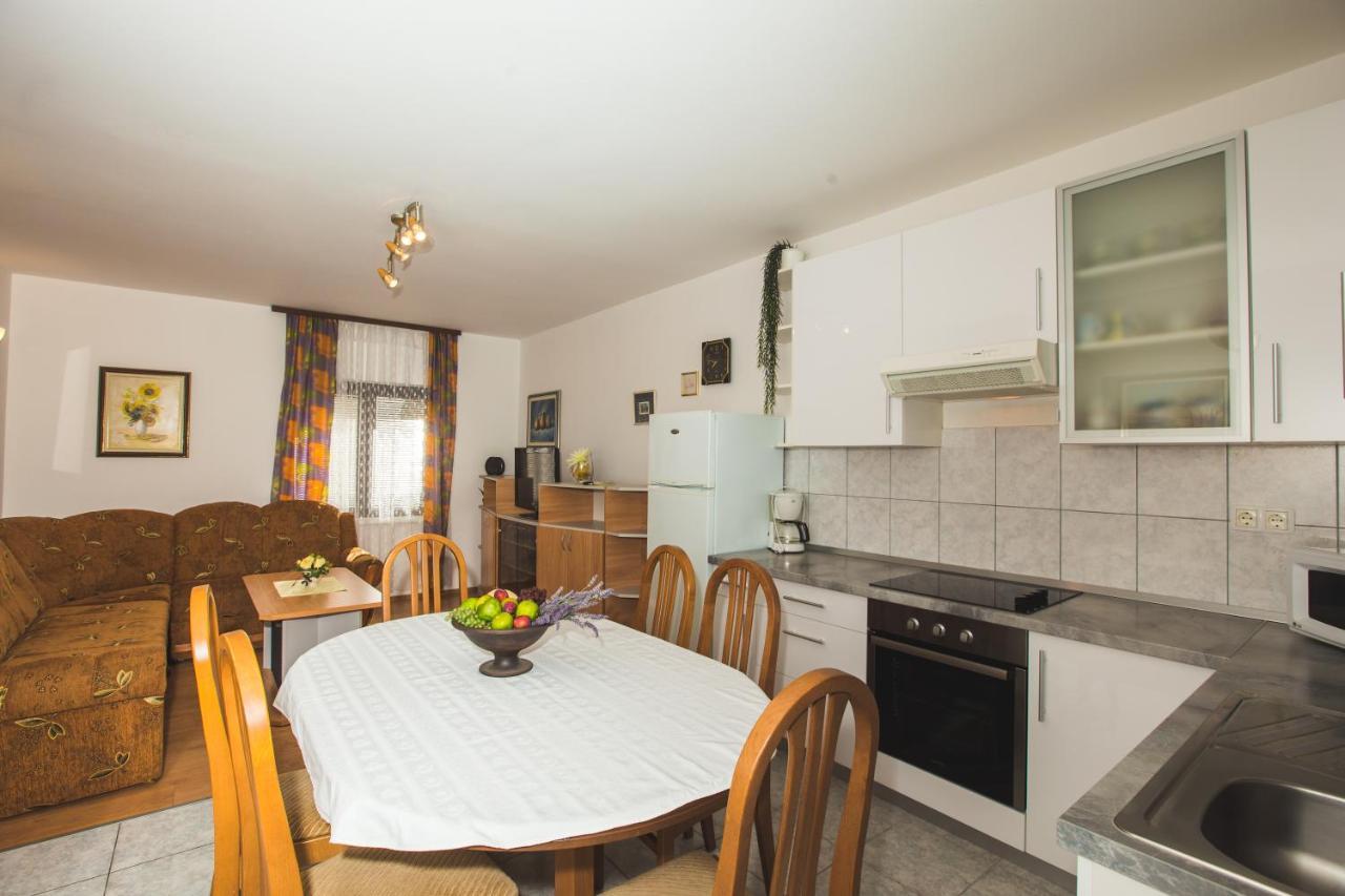 Apartmani Nada & Darko, Kampor, Rab, Hrvatska Exterior foto